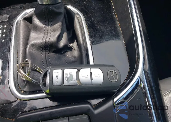 JM3TCBCY9J0232932: 42786131