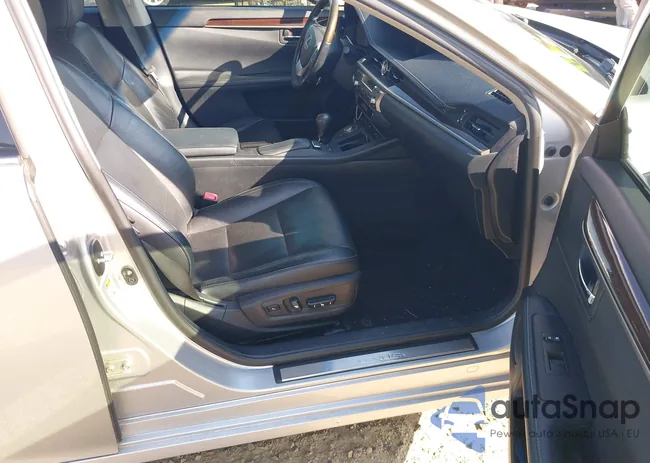 JTHBK1GG5D2079797: 42786491