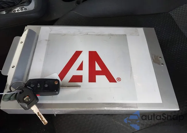 3VW2K7AJ0DM240104: 42786497