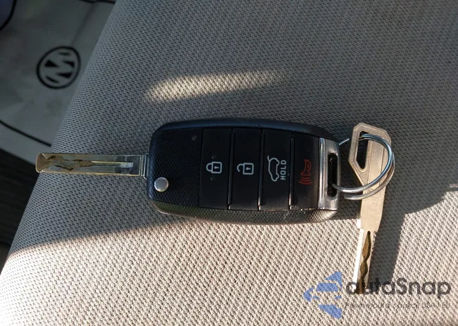 KNDMB5C19F6051225: 42786536