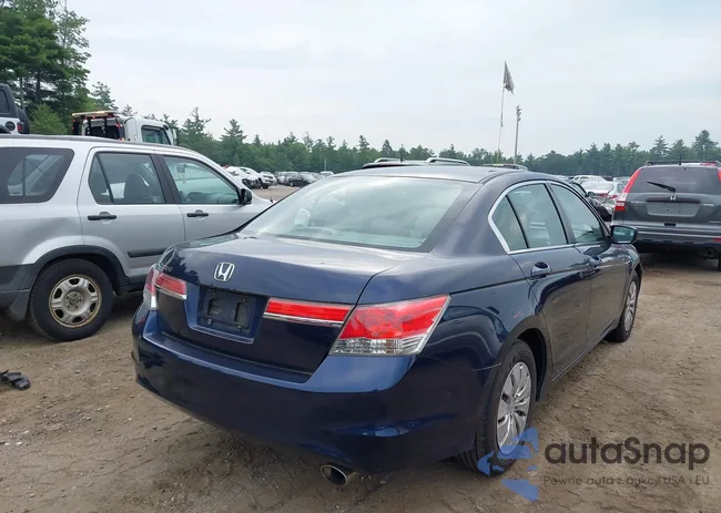 1HGCP2F34BA109131: 42785718