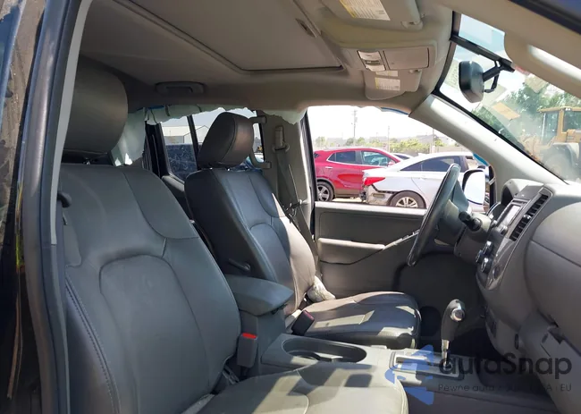 1N6AD0EV0KN744858: 42785864