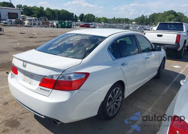 1HGCR2F5XEA004755: 42785921