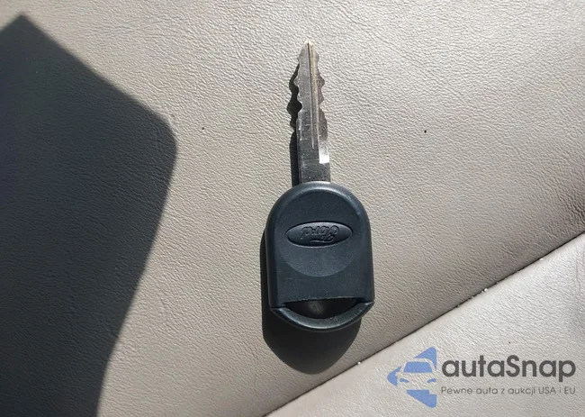 1FAHP35N88W206119: 42787171