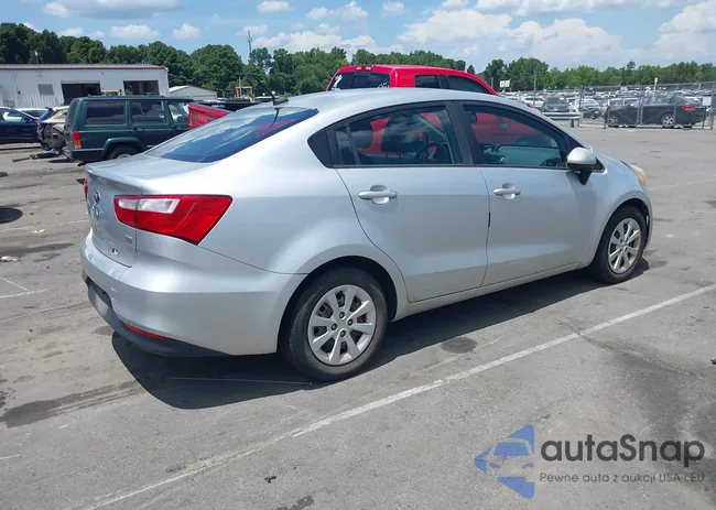 KNADM4A32G6597646: 42787261