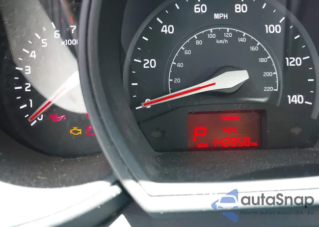 KNADM4A32G6597646: 42787261