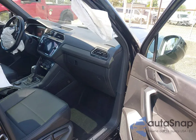 3VV2B7AX3KM026195: 42787344