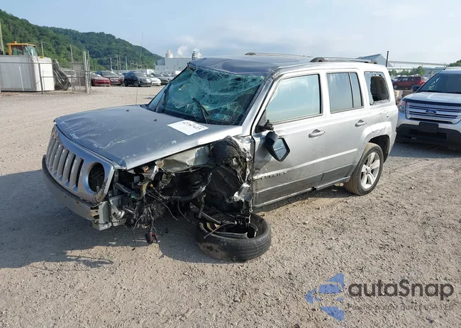 1C4NJRFB9FD202823: 42787423