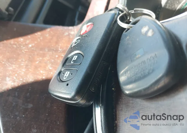 4T3BA3BB4CU030933: 42787430