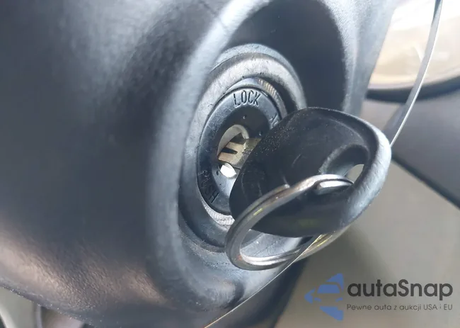 5NPDH4AE4FH615528: 42787487