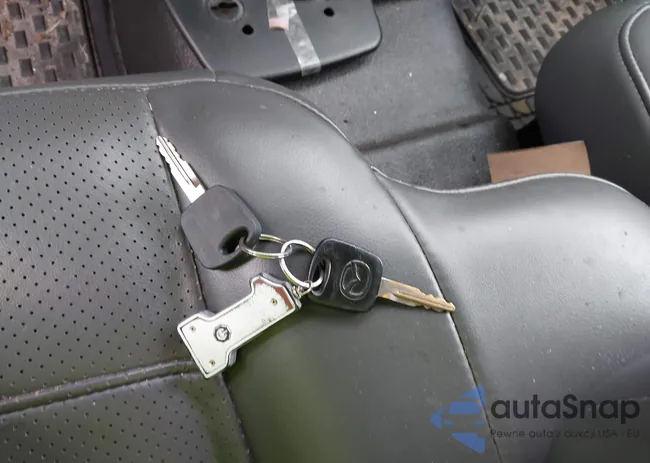 4F4ZR16V1XTM37463: 42786687