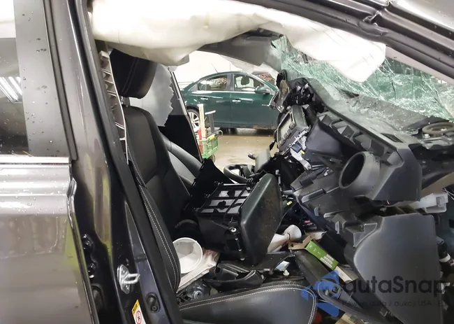 JTMRFREV6EJ012962: 42786764