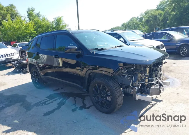 3C4NJDBN4PT513199: 42786774