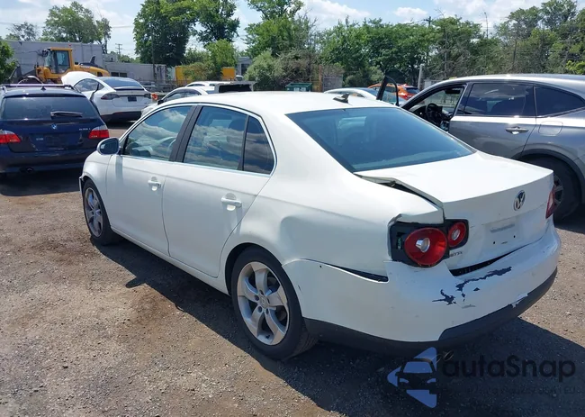 3VWRZ71KX8M012247: 42786841