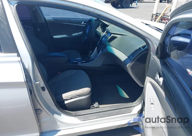 5NPEB4AC2DH810805: 42786842