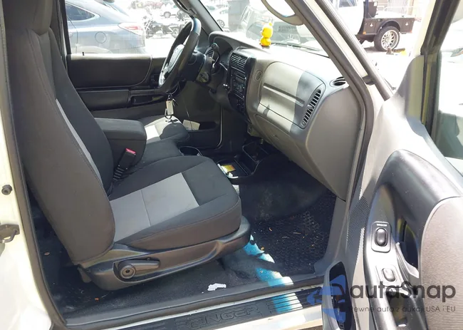 1FTYR44E16PA65185: 42786848