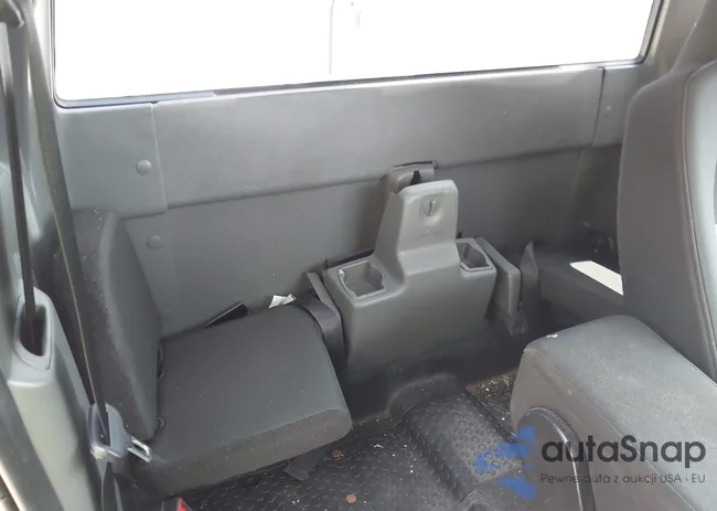 1FTYR44E16PA65185: 42786848