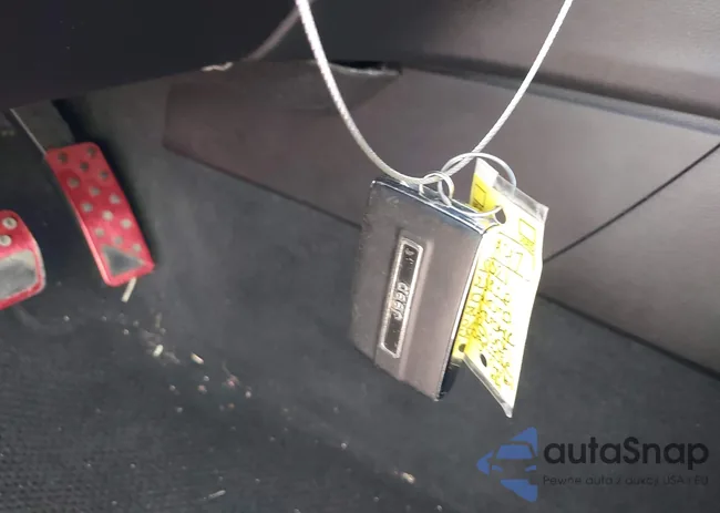 1C4RJKBG9M8188373: 42786893