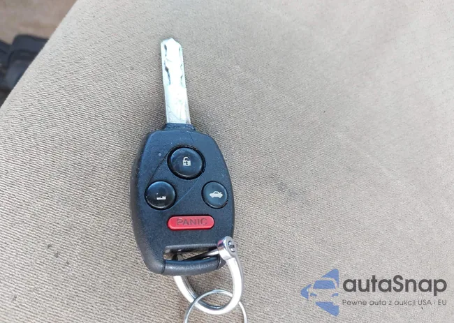 1HGCP2F78CA073965: 42786931