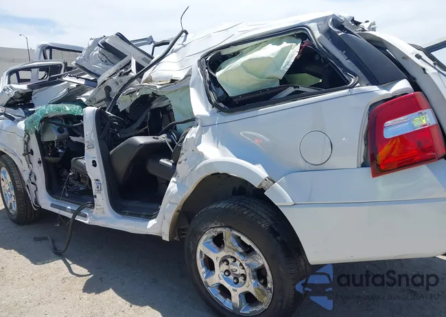 1FMJU1K58DEF49036: 42786936