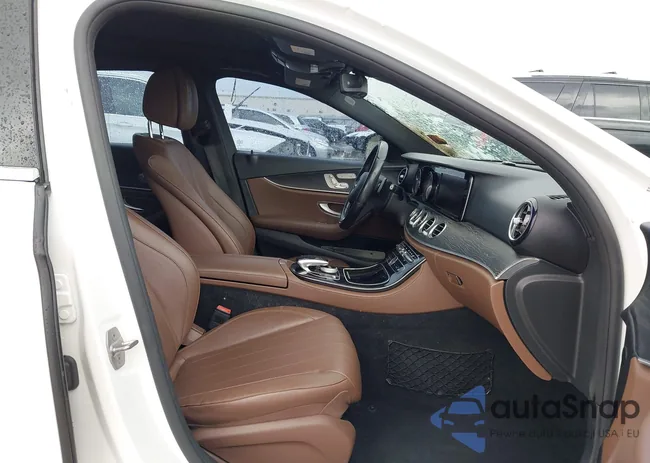 WDDZF4JB4HA103222: 42788018