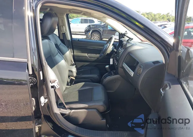 1C4NJDBB7FD412166: 42788139