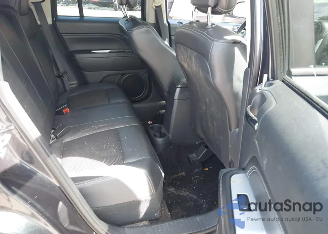 1C4NJDEB7ED659682: 42788190