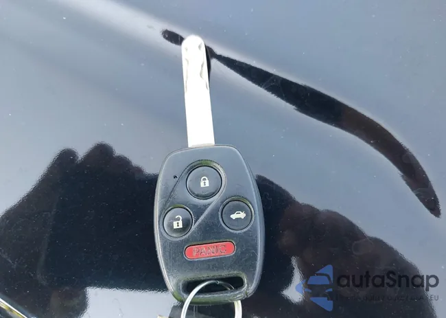 1HGCP2F65CA184741: 42788403