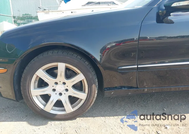 WDBUF87X98B284230: 42788489