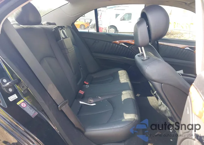 WDBUF87X98B284230: 42788489