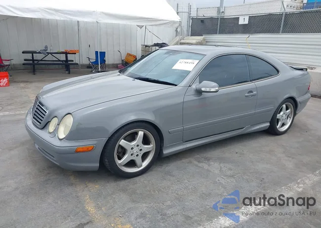 WDBLJ70G82T096105: 42788498