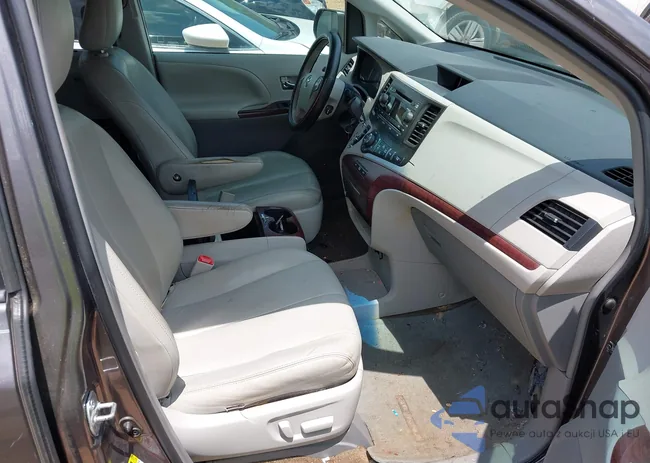 5TDYK3DC4DS372947: 42787582