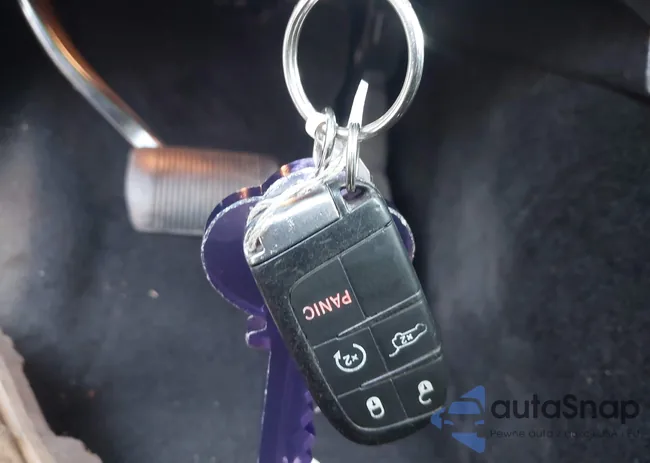 1C4RJFBG1FC813047: 42787635