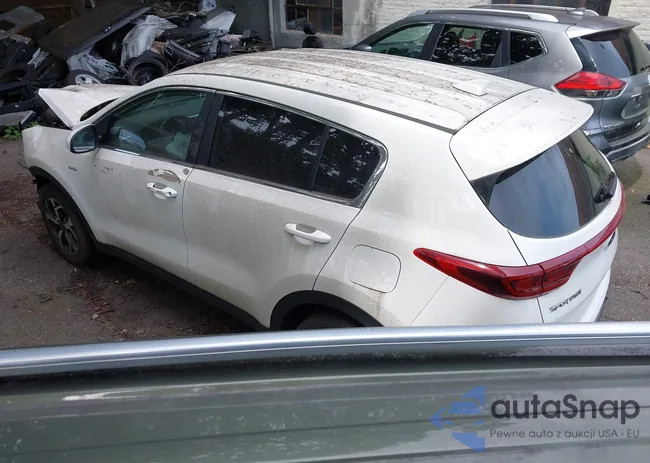 KNDPMCAC8M7895781: 42787677