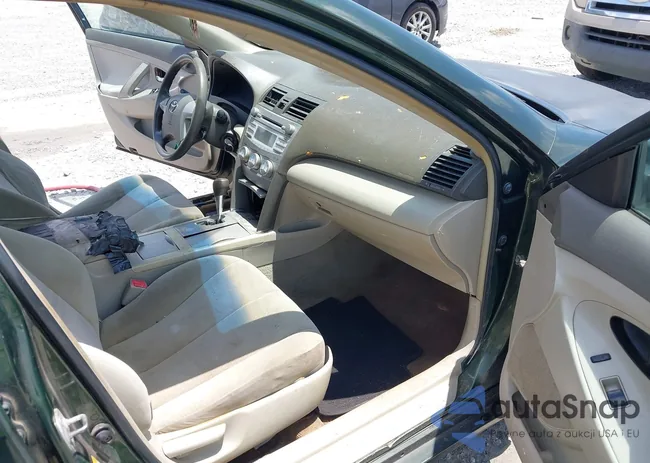 4T1BF3EK2AU542631: 42787704