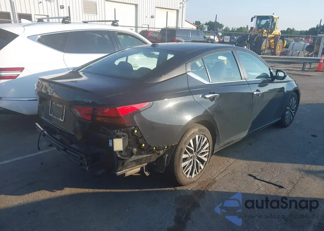 1N4BL4DV4PN349307: 42787714