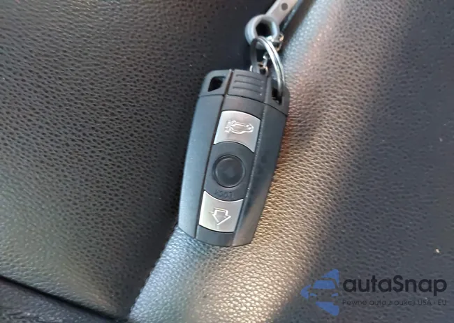 WBAVD13596KV08615: 42787778