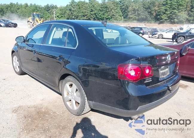 3VWRZ71K19M072595: 42787806