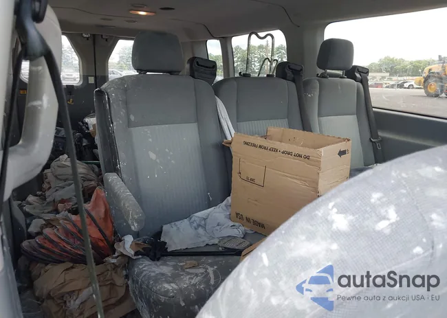 1FBZX2YM2FKA67089: 42787854