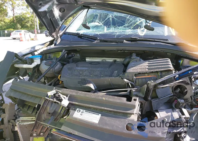 3VV2B7AX3JM182364: 42787911