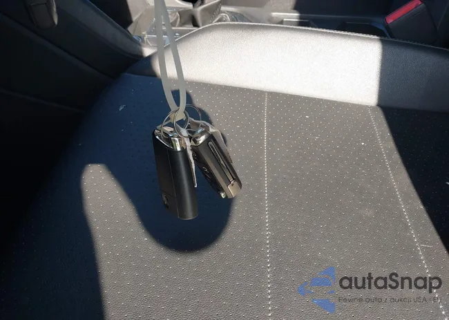 3VV2B7AX3JM182364: 42787911