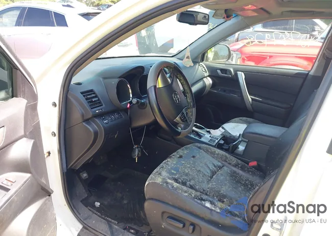 5TDBK3EH5DS243065: 42787928