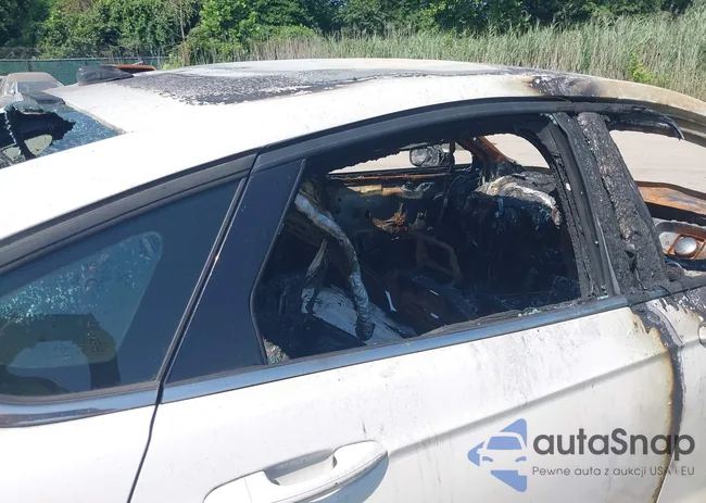 3FA6P0HR4DR175405: 42787933