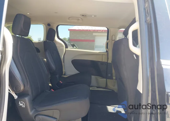 2C4RC1DG3HR835944: 42789322