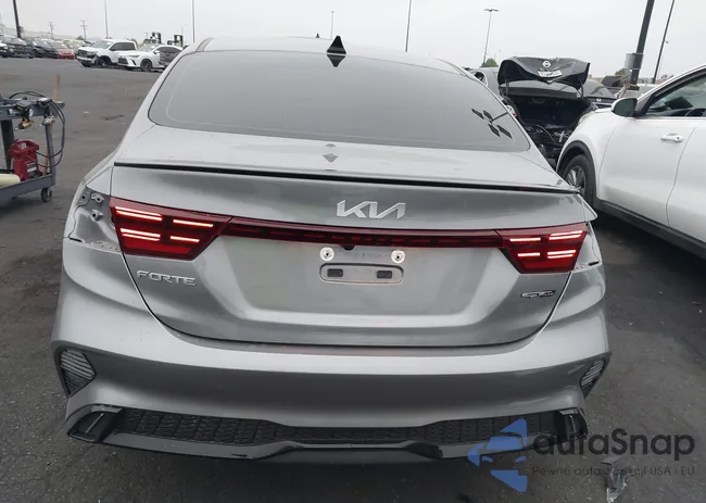 3KPF54AD4RE753314: 42789441