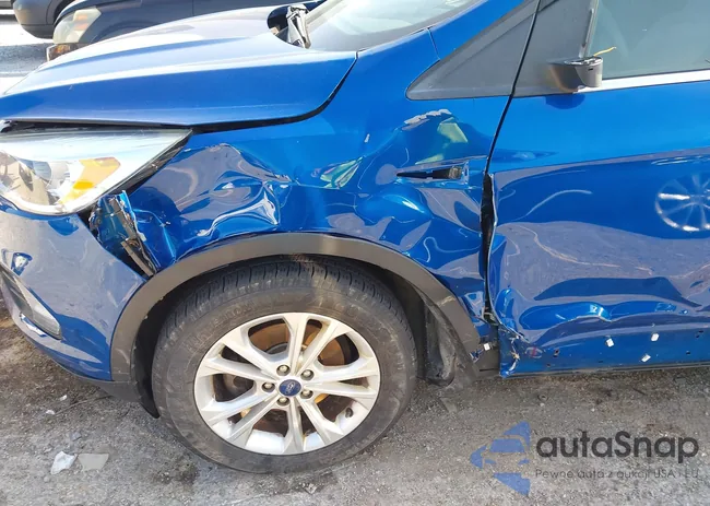 1FMCU0GD0JUC02711: 42789558