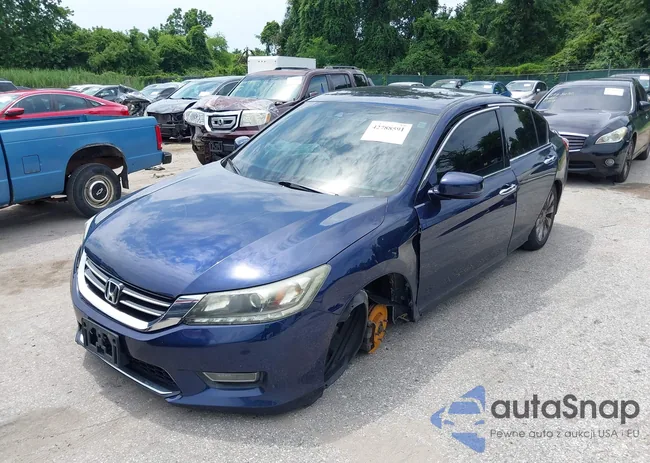 1HGCR3F88DA031399: 42788591