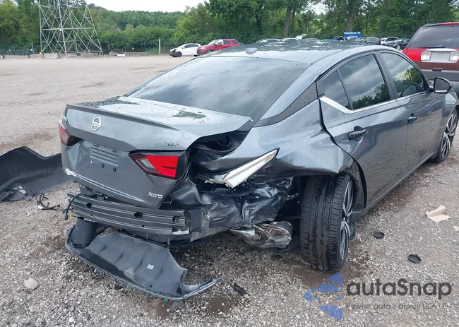 1N4BL4CW1LC141854: 42788689