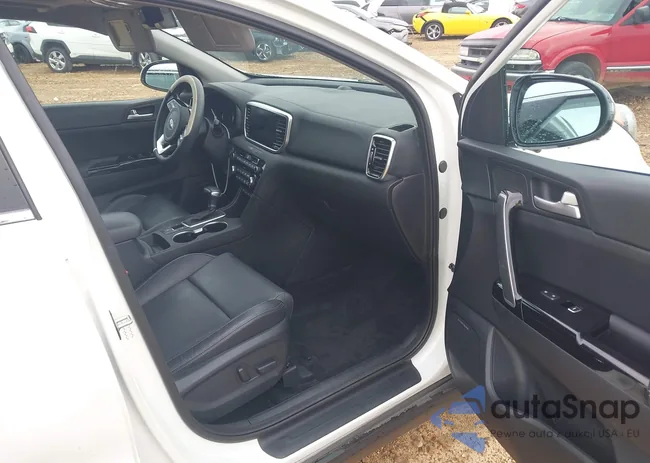 KNDPN3AC2L7799432: 42788739