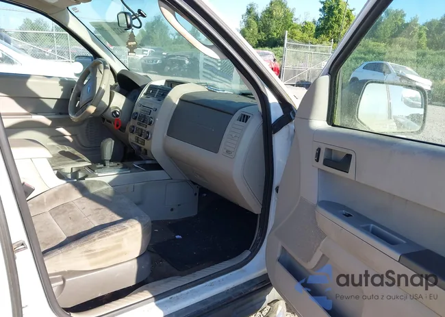 1FMCU9D79BKB91675: 42790078